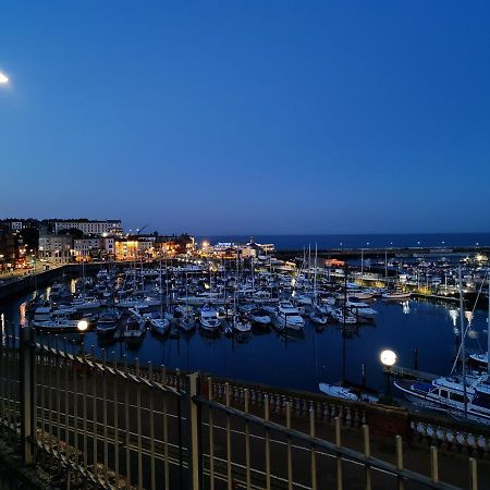 Diamond Harbour - Whole Huge Apartment - Wifi - Beach - Ramsgate Town Exterior photo